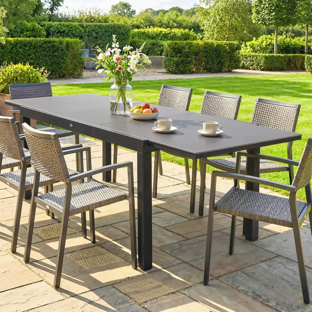 Tavolo da Giardino Allungabile 140-240x90x75 cm in Alluminio e Vetro Nero