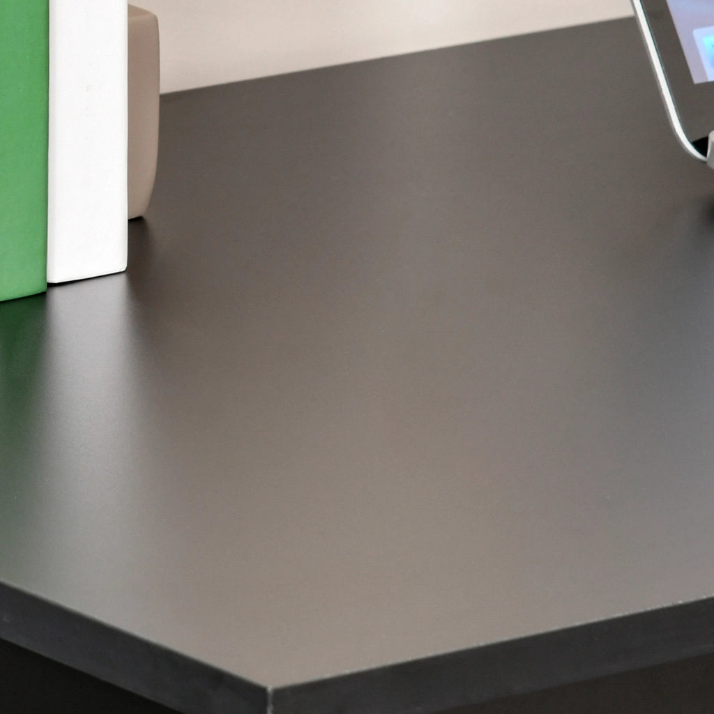 Scrivania PC in Legno con 6 Ripiani Portaoggetti Laterali, 120x55x120 cm, Nero