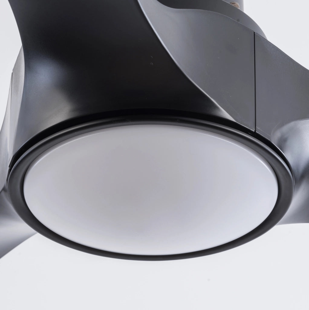 Ventilatore da soffitto nero 52 pollici con luce; 6 velocità; motore DC reversibile; ABS