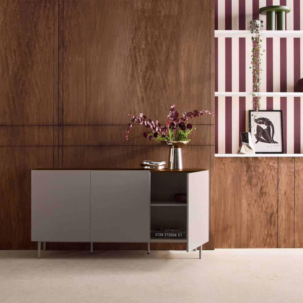 Credenza in metallo e decorazione in legno 3 ante, 150cm, grigio