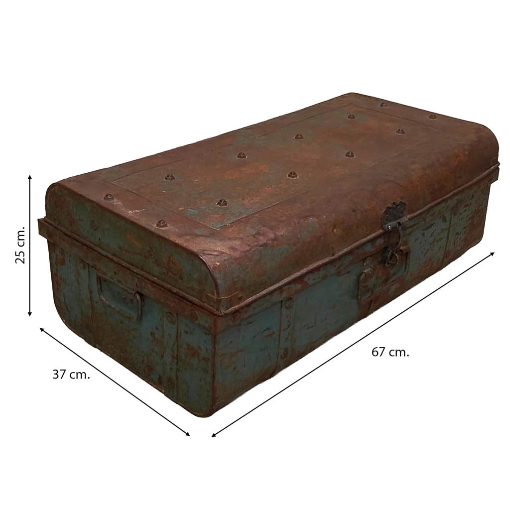 Valigia artigianale in metallo, 67x37x25h cm