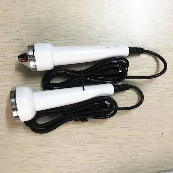 Apparecchio di pulizia ultrasonica con testa piatta e accessori universali a punta - bianco