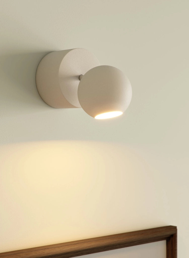 Mini Bora Surface Faro LED da soffitto orientabile 4,5W 38º 2700K Argento, design sferico ad alta resa cromatica CRI>93, UGR<10