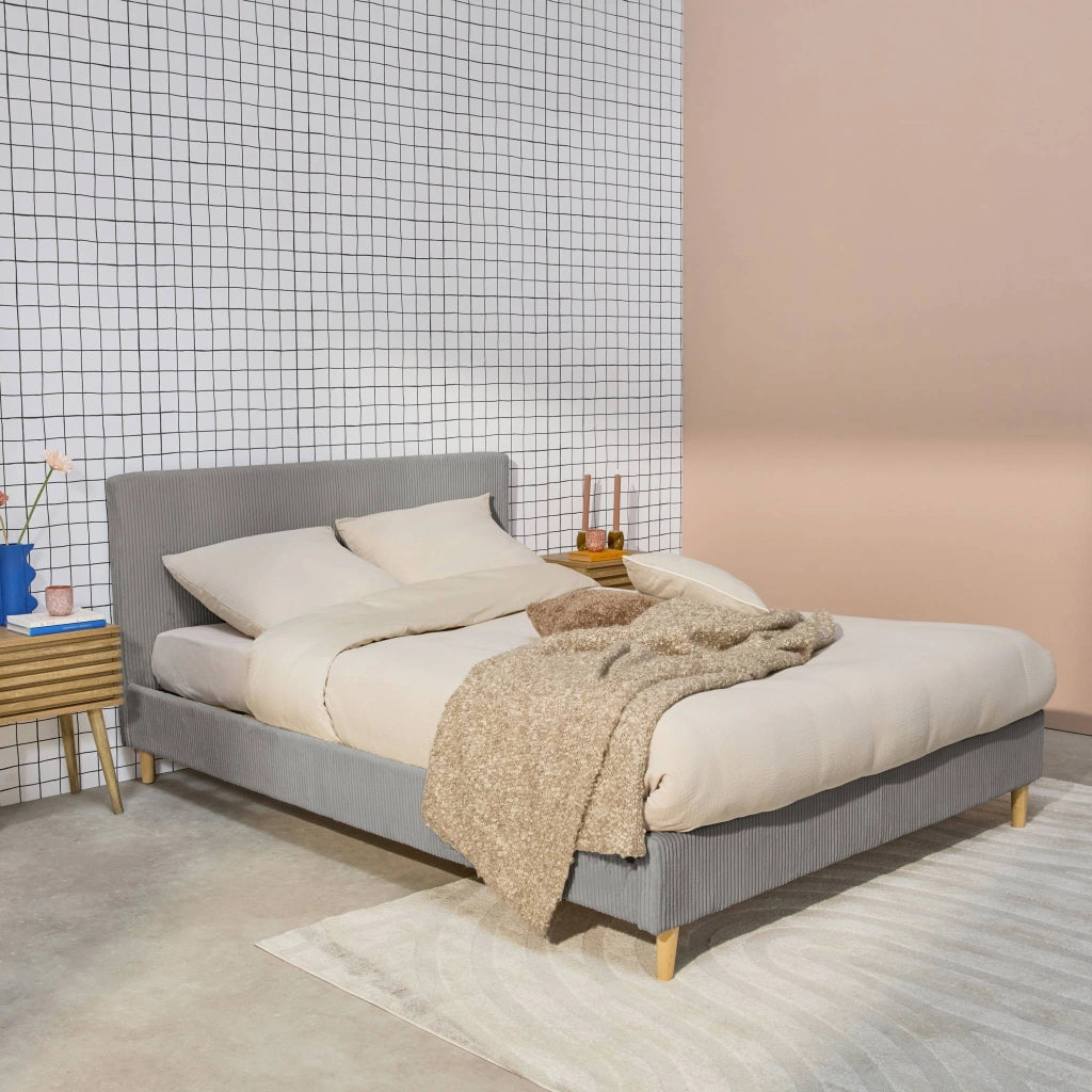 Struttura letto con rete a doghe e testiera 160x200cm, velluto a coste