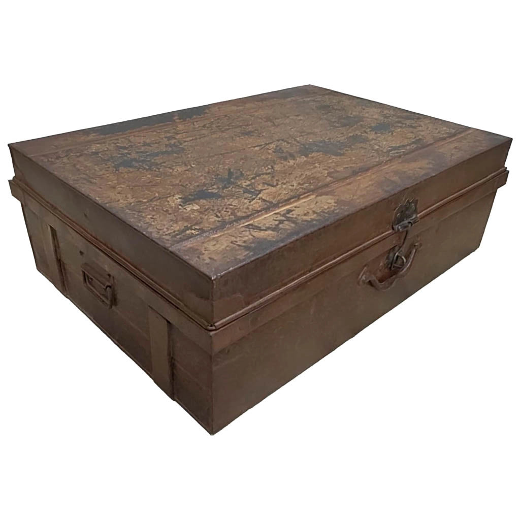 Valigia artigianale in metallo, 67x37x25h cm
