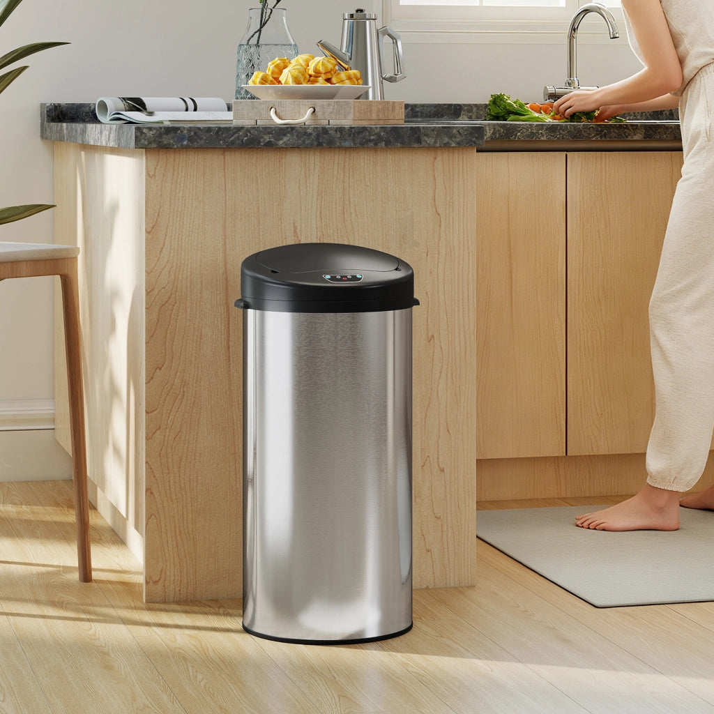 Pattumiera automatica da cucina 30L ¨C Xylo ¨C acciaio inox, chiusura soft, 32x30x68cm, argento