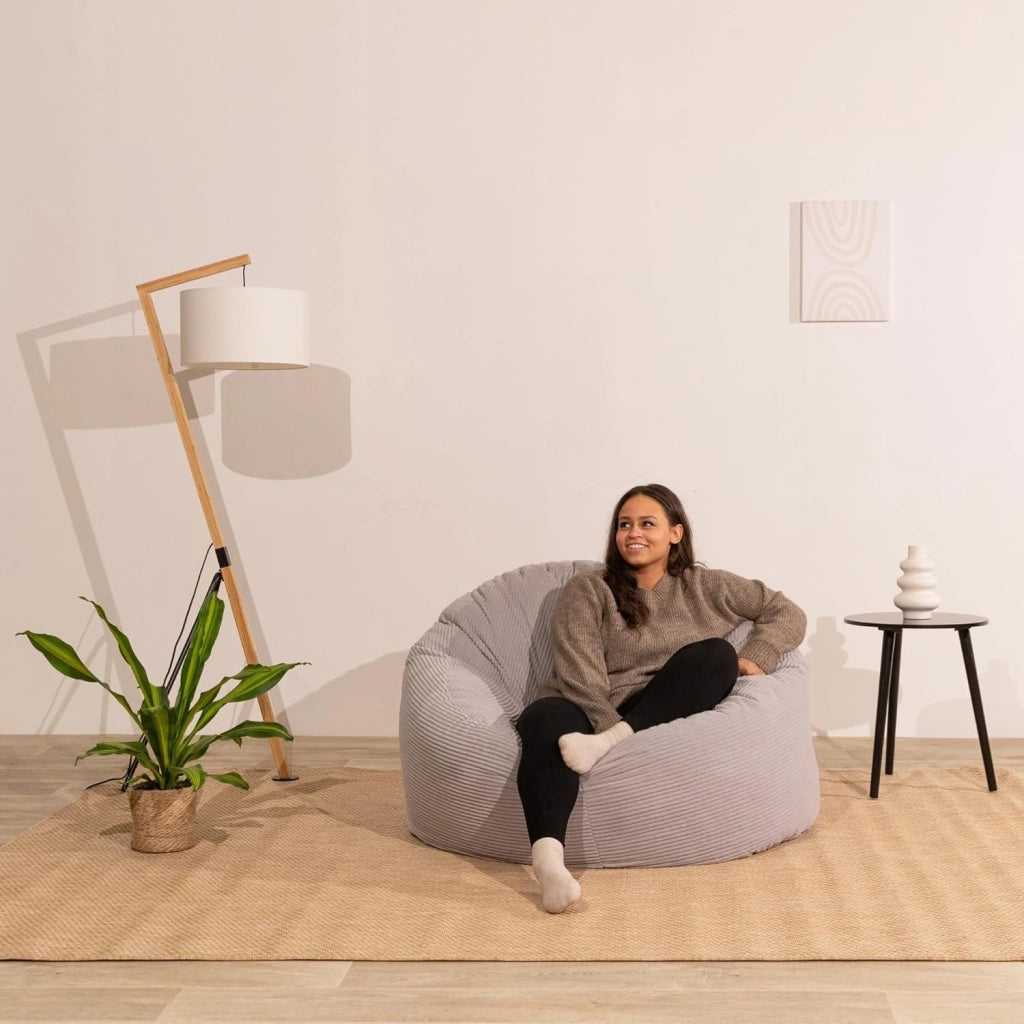 Pouf Poltrona Sacco in Velluto a Coste Larghe - Morbido e Confortevole - Imbottitura in Schiuma, Ottimo Supporto per la Schiena - Pouf Divano Gigante (100 cm, Grigio Chiaro)