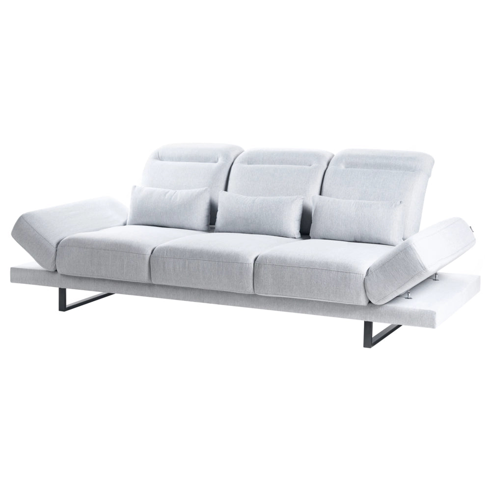 Divano moderno a 3 posti con Rivestimento in poliestere grigio chiaro e Gambe in acciaio soggiorno elegante