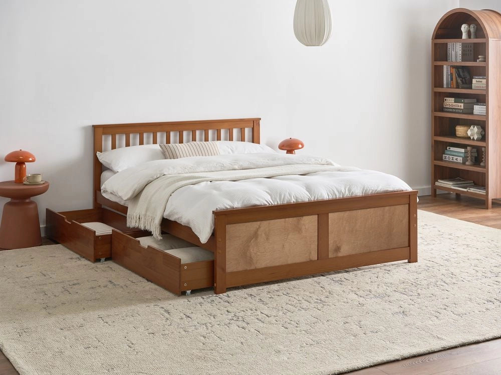 Letto matrimoniale in legno di Pino marrone con contenitore e 2 cassetti 140 x 200 cm Testiera a doghe minimalista