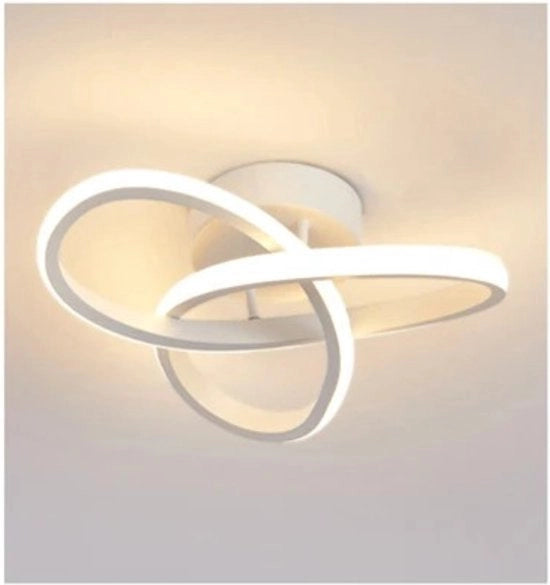 Lanterna da soffitto, armadio a muro, scala, balcone, illuminazione a metà altezza