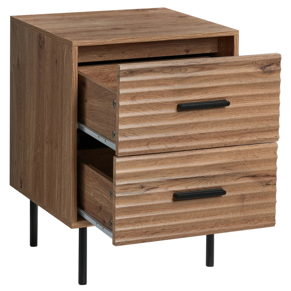 Comodino a 2 cassetti in truciolato marrone chiaro con gambe in metallo mobile contenitore moderno design scanalato camera da letto