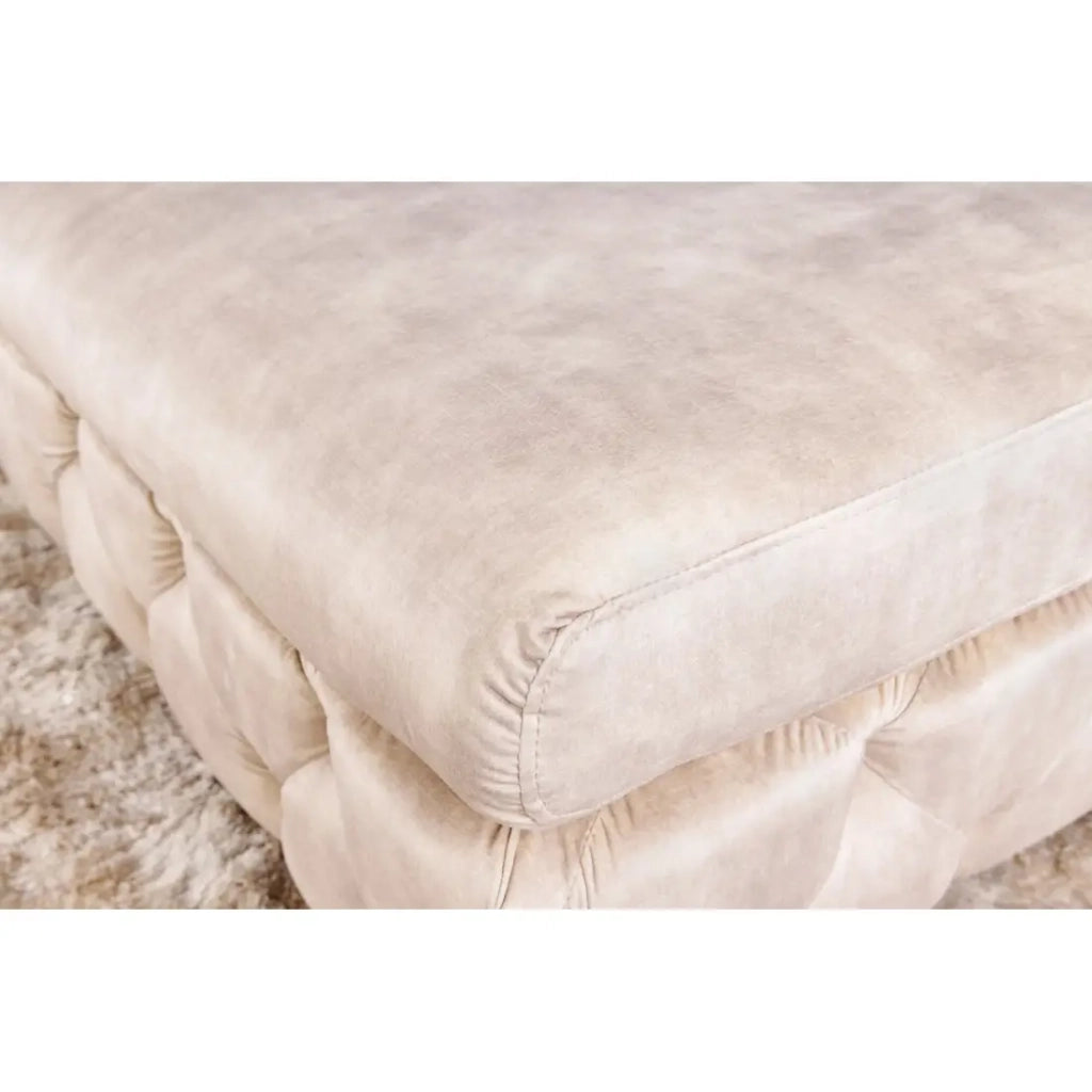 Pouf VELENA champagne – Pouf barocco in velluto con piedi in metallo neri
