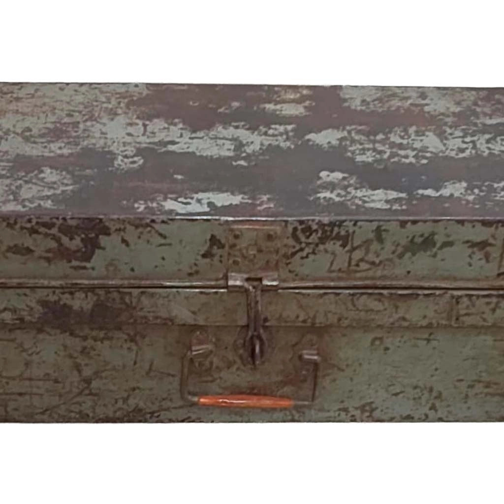 Valigia artigianale in metallo, 67x37x25h cm