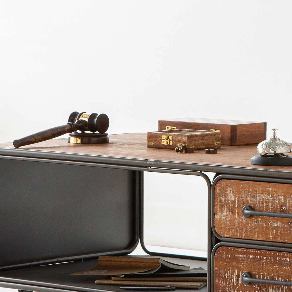 Martello in legno marrone 30