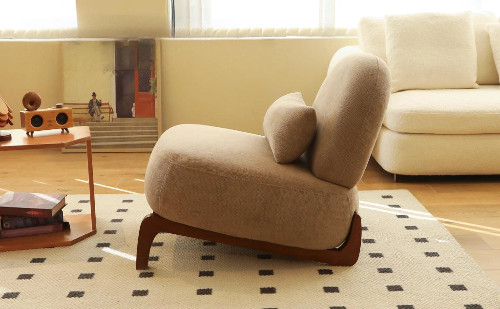 SEDIA Imbottita Senza Braccioli in Tessuto Camel con Gambe in Legno