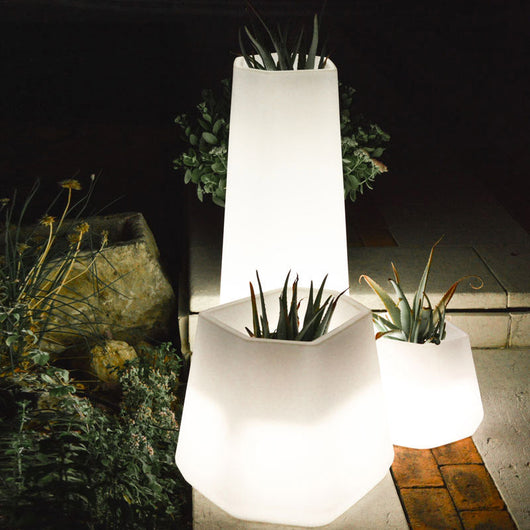 Vaso Luminoso da Giardino a LED 40x35x27 cm in Resina 5W Magnolia Multicolore