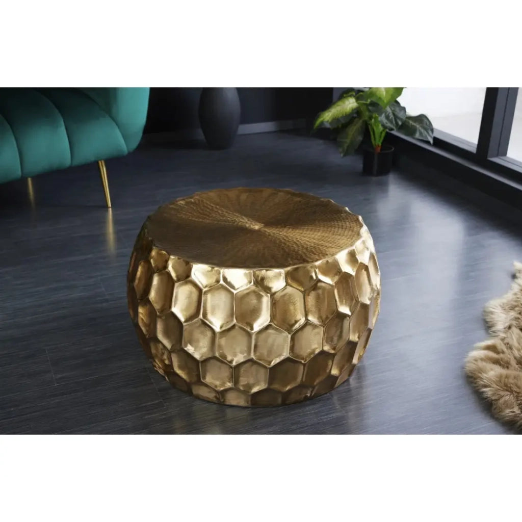 Tavolino basso TRIANE dorato 70 cm – Alluminio martellato effetto nido d'ape design