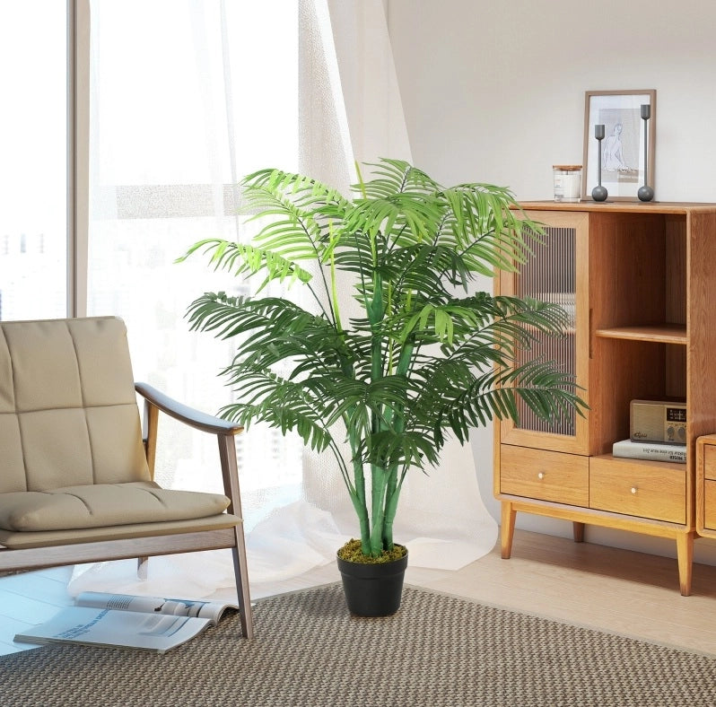 Palma artificiale verde alta 125 cm con vaso nero