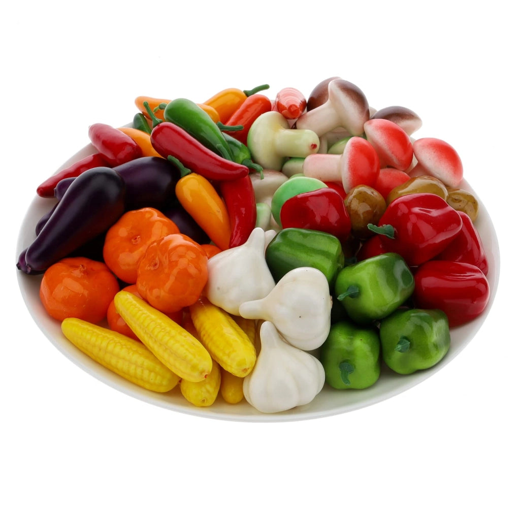 70 mini-verdure in plastica: aglio, mais, peperoni, zucca
