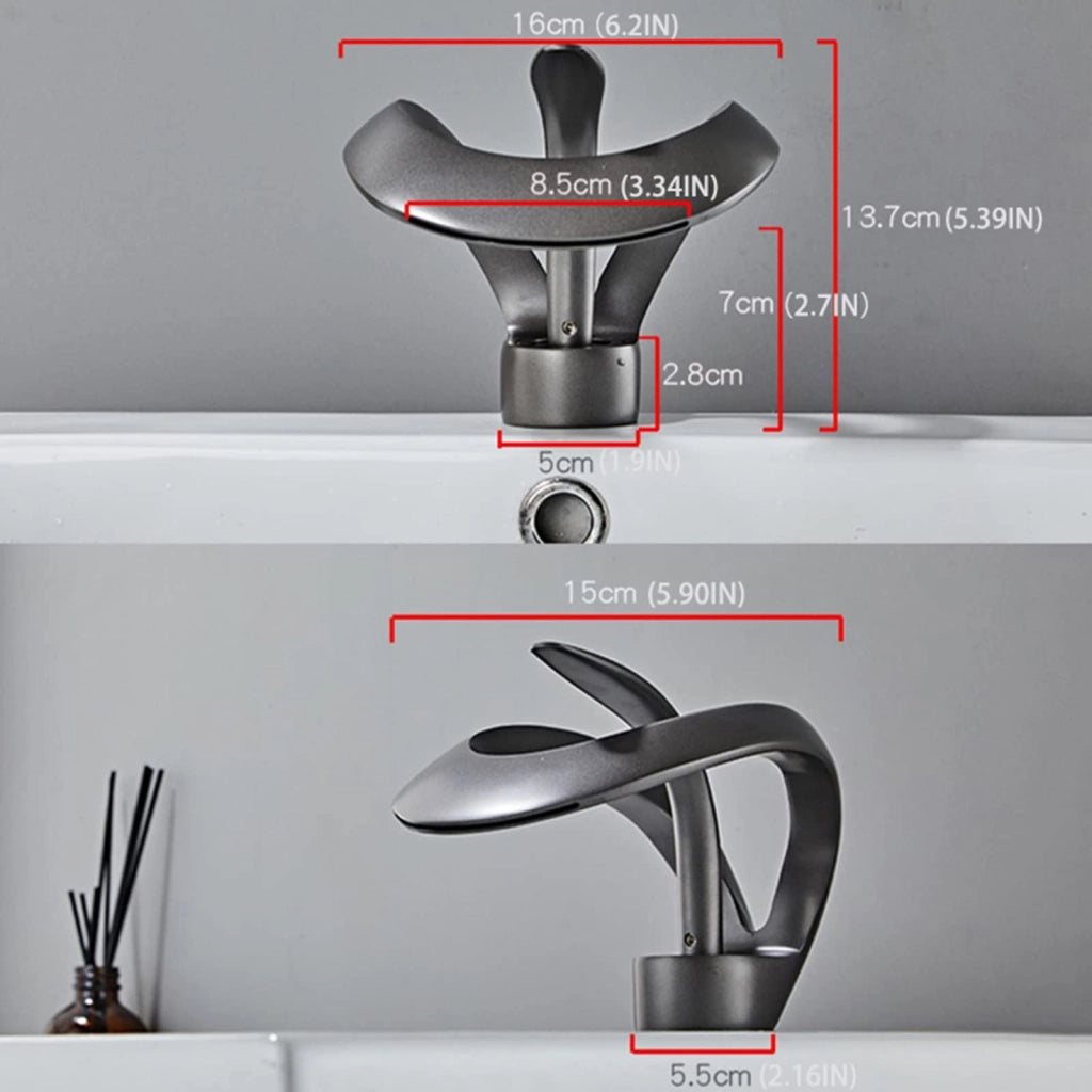 Rubinetto lavabo a cascata monocomando in ottone nero