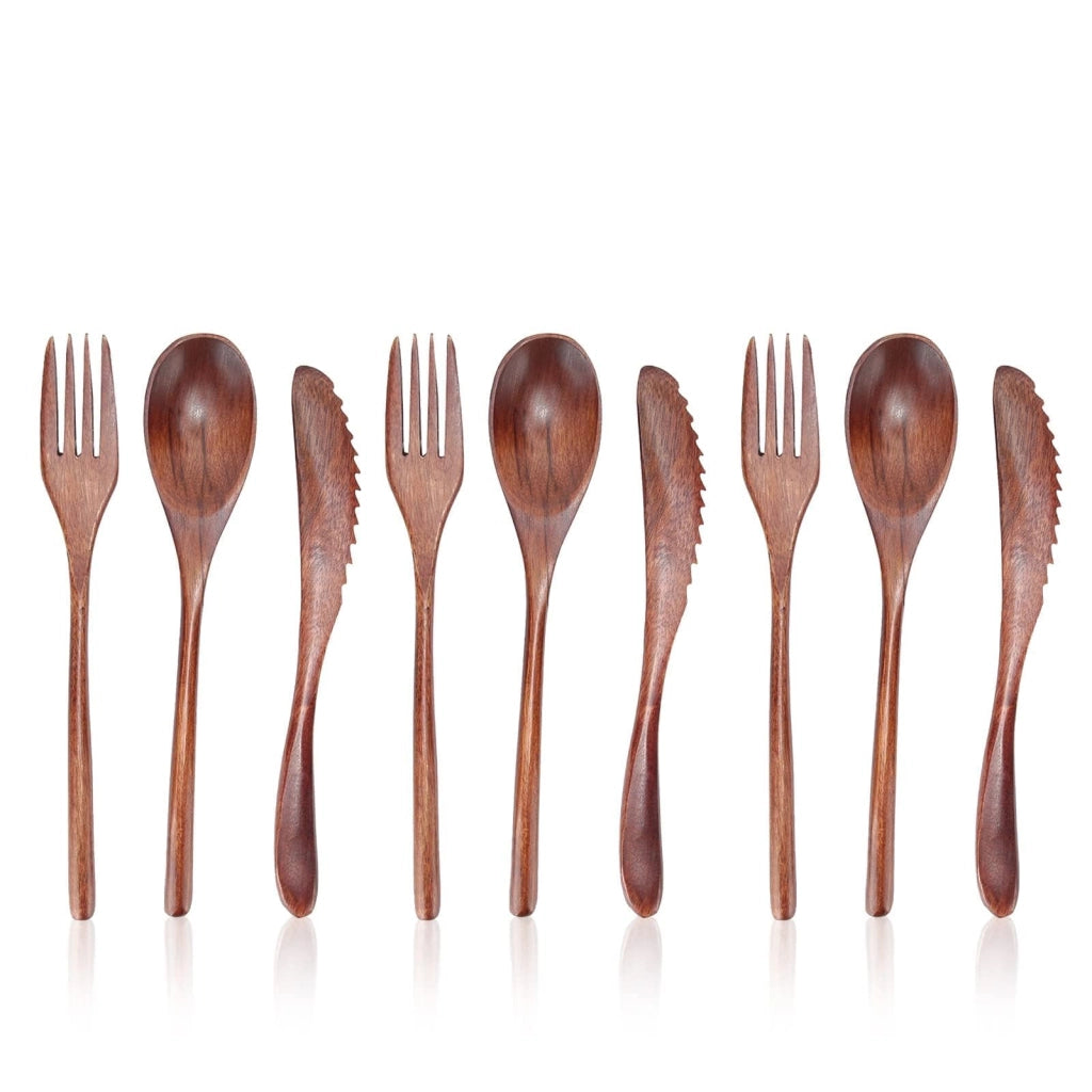 Set di posate in legno composto da 9 pezzi: cucchiai, forchette e coltelli
