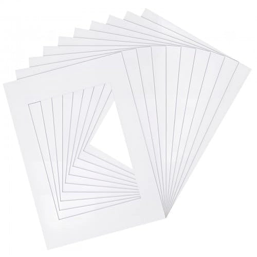 Set di 10 passpartout in formato A4, colore bianco, dimensioni esterne 30x21 cm, dimensioni interne 14x19 cm