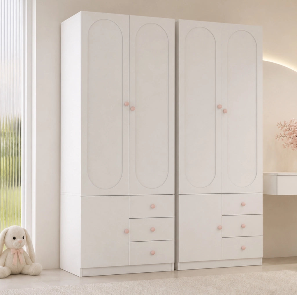 Armadio bianco in MDF con tre cassetti e maniglie rosa