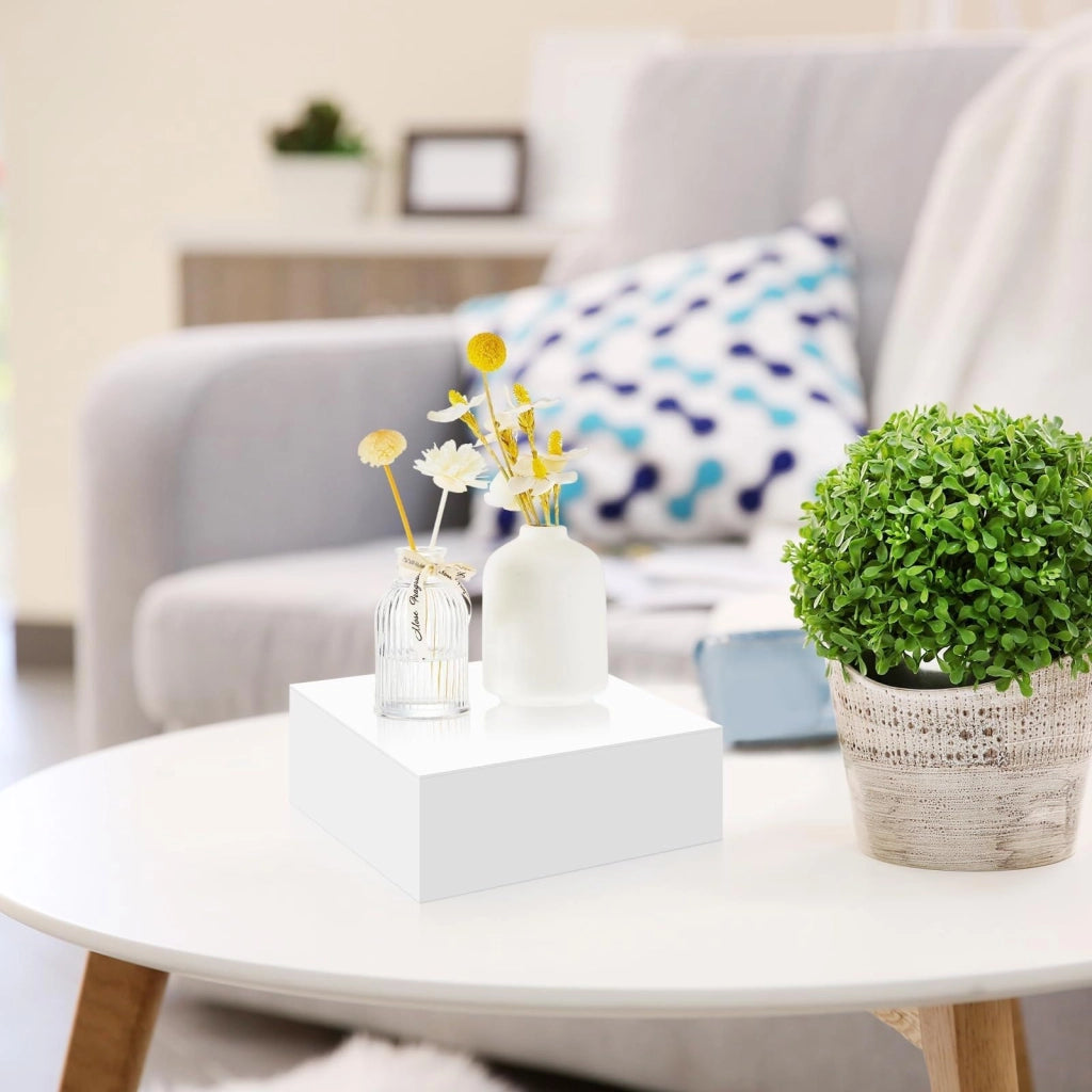 Set di 7 alzatine in acrilico, alte da 15 a 30 cm, colore bianco