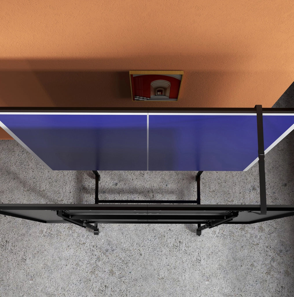 Tavolo da ping pong pieghevole blu con ruote e set da gioco