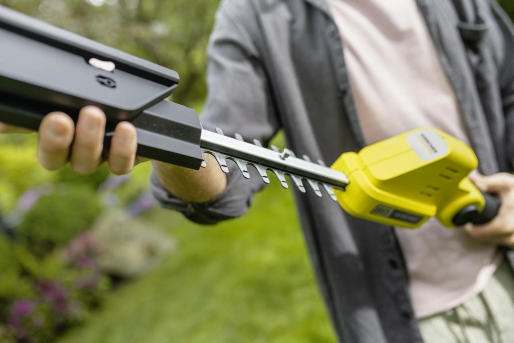 KARCHER Tagliasiepi a batteria PHG 2-18