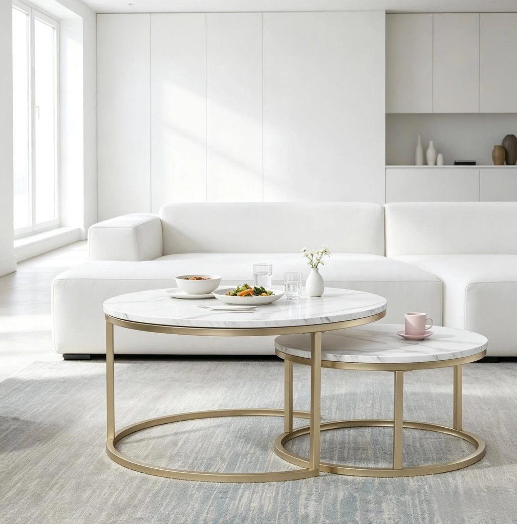 Set di 2 tavolini da caffè rotondi effetto marmo bianco