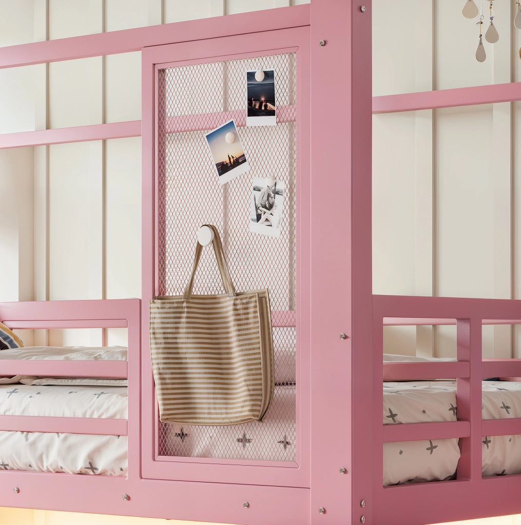 Letto a soppalco rosa per bambini con scivolo e scala