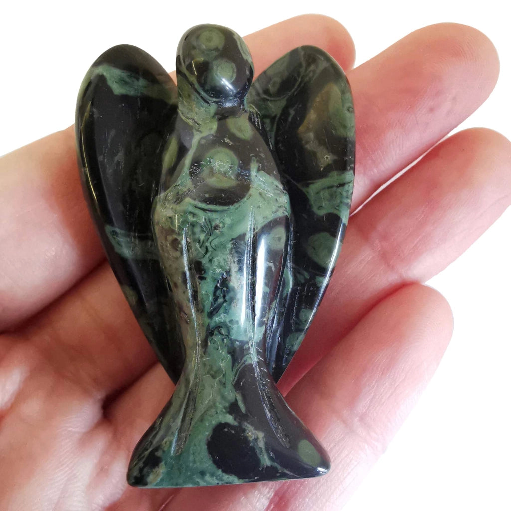 Statua di angelo custode realizzata in giadeite kambaba, intagliata a mano, 5 cm