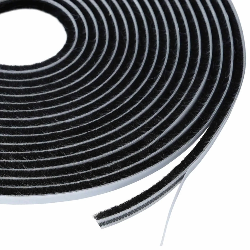 Guarnizione a spazzola autoadesiva 10 m PP Nero 42045104