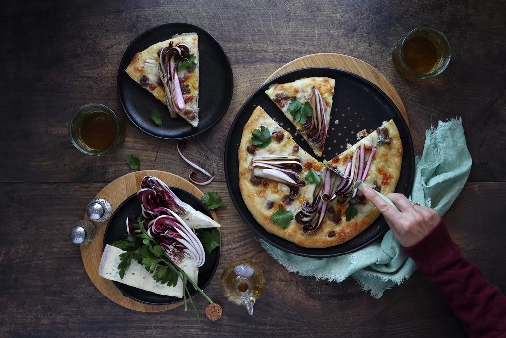 Teglia per pizza, diametro 36 cm, forata, antiaderente, nera
