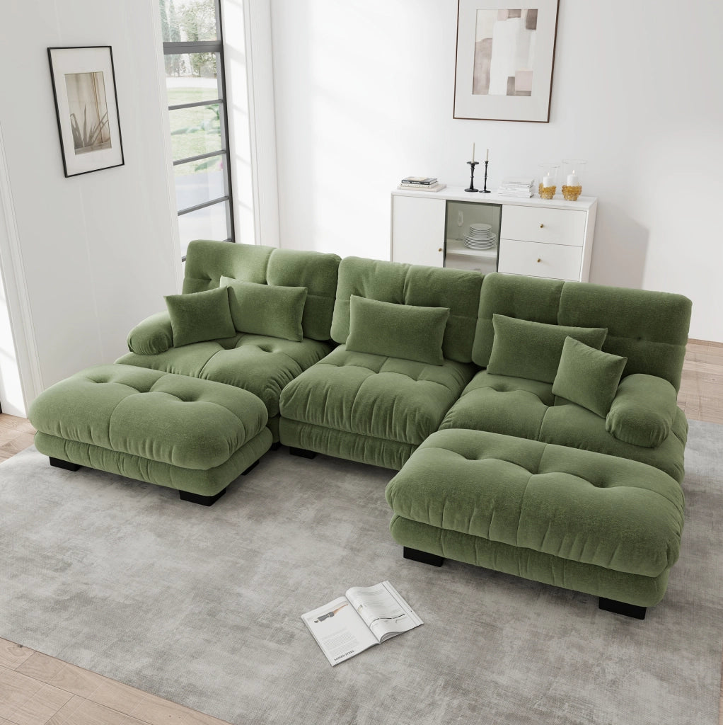 DIVANO Modulare 313x145x81 cm in ciniglia verde con pouf