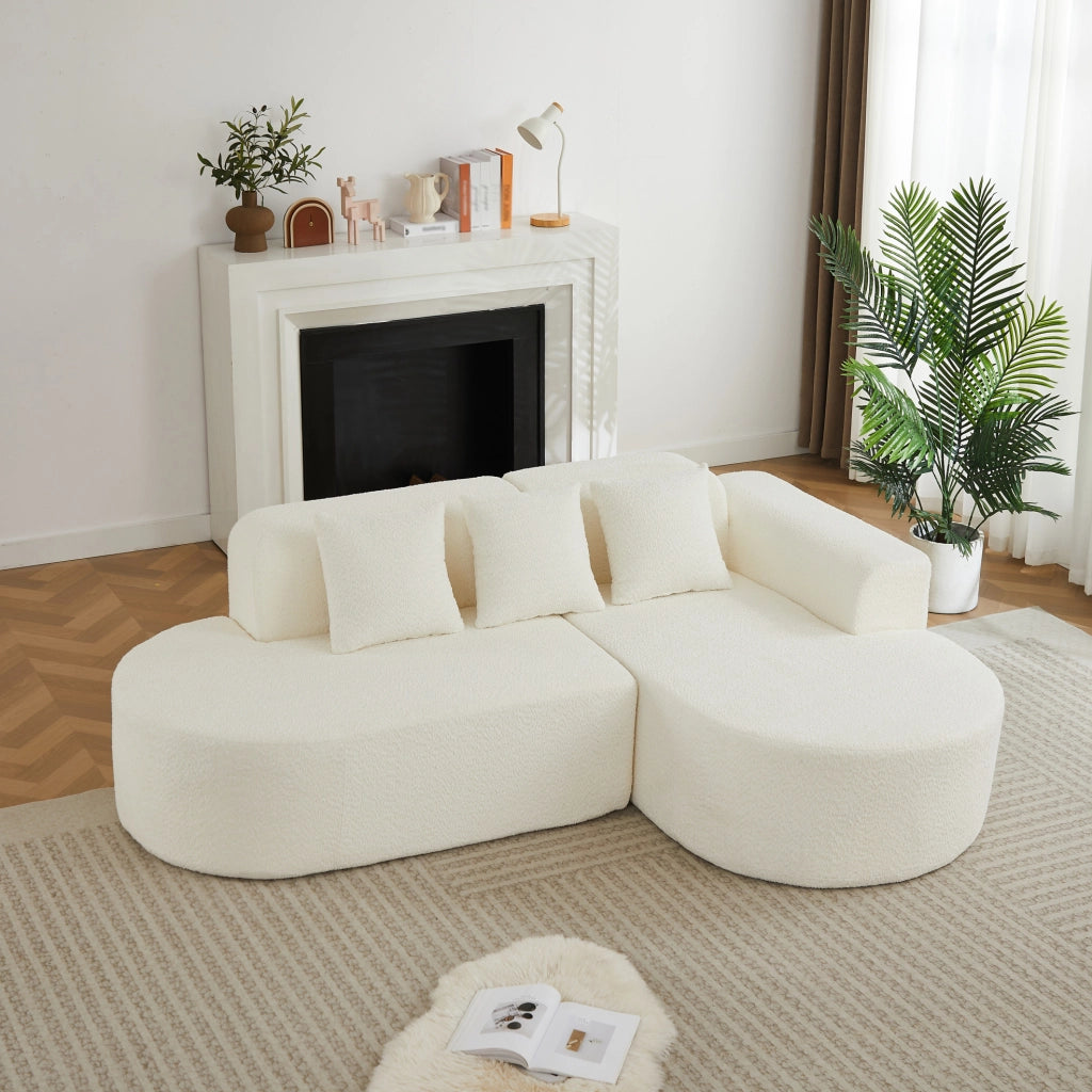 Divano angolare destro in chenille beige con 3 cuscini