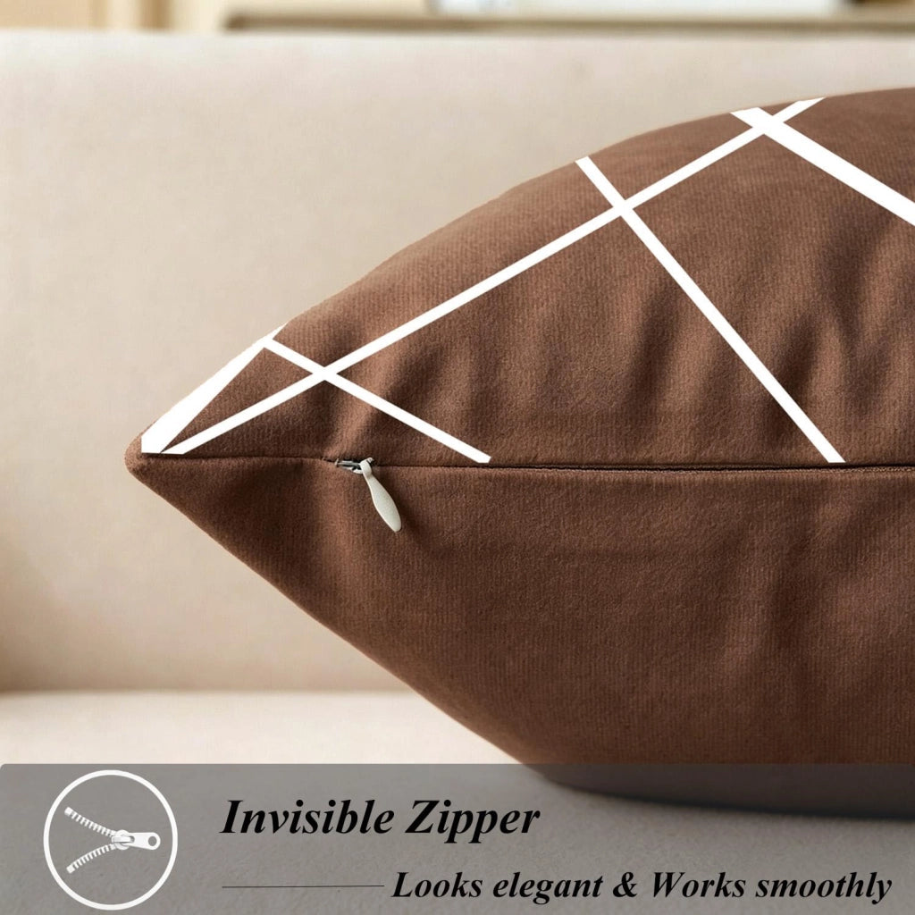 Coperte per cuscini in velluto, 45x45 cm, color marrone e bianco, set da 2, morbide, motivo geometrico