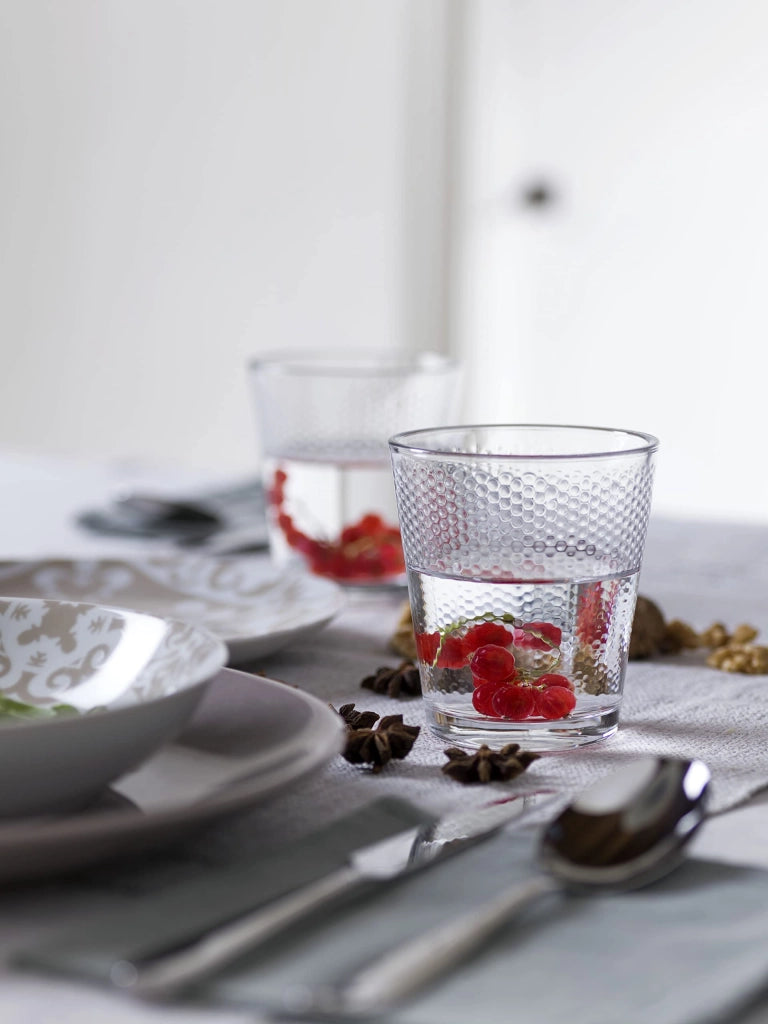 6 bicchieri da 340 ml, realizzati in vetro resistente e trasparenti