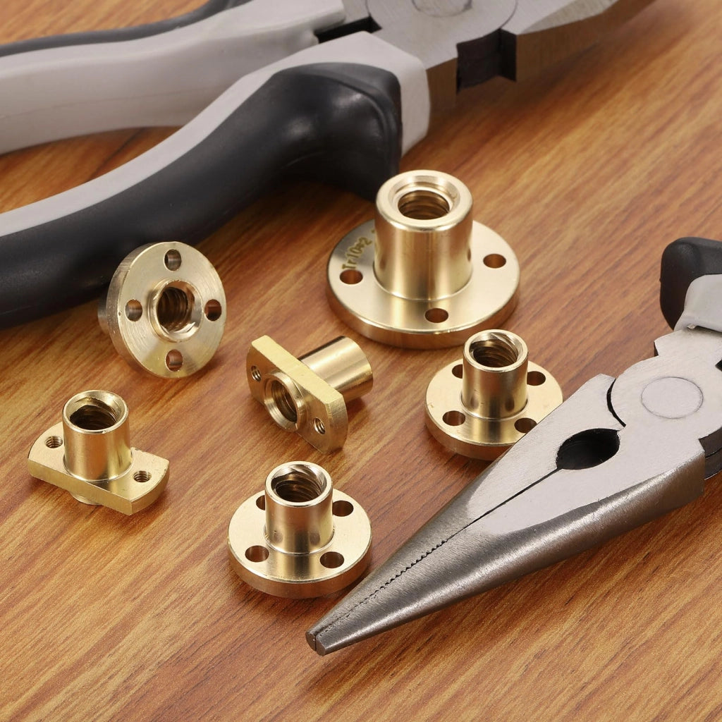 6 dadi in ottone TR8 per viti trapezoidali, passo 4 mm