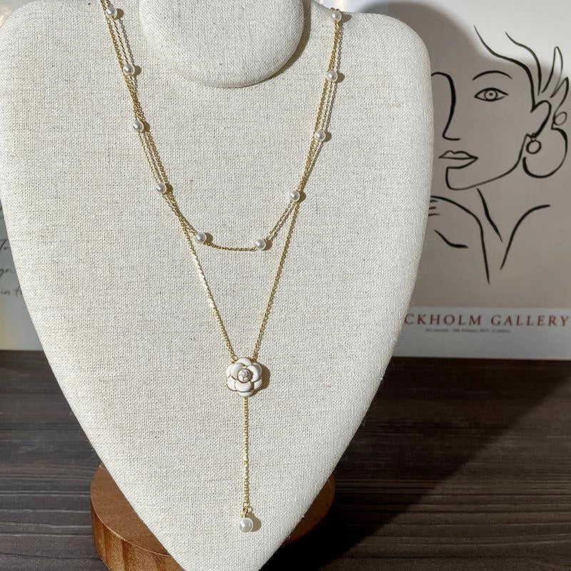 Collana vintage a doppio strato con camelia e perle, regalo di Natale o compleanno.