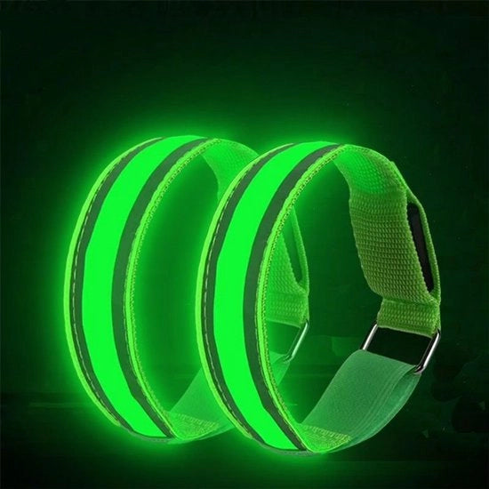 Polsbandelli LED riflettenti, 2-pack, verde, 3 livelli di illuminazione, polsbandelli riflettenti ricaricabili, attrezzatura riflettente per corsa, camminata e bicicletta in orario serale.