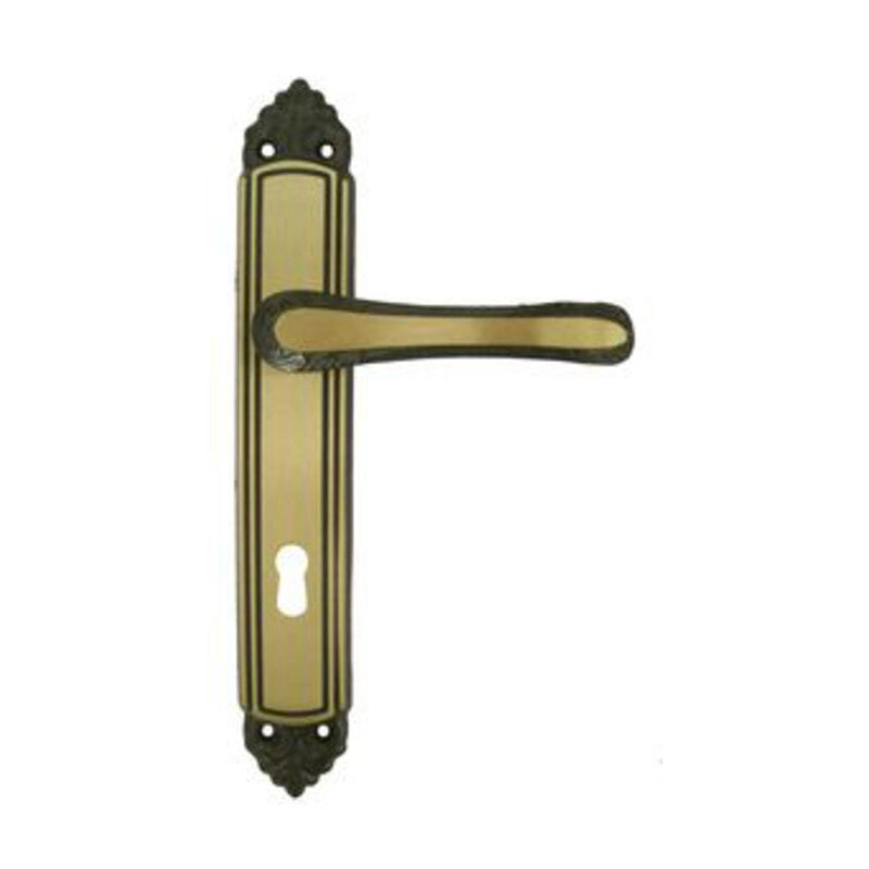 Maniglia ottone giglio 8x7 cm patinè