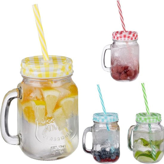 Bicchieri da cocktail con coperchio e bastoncino di legno