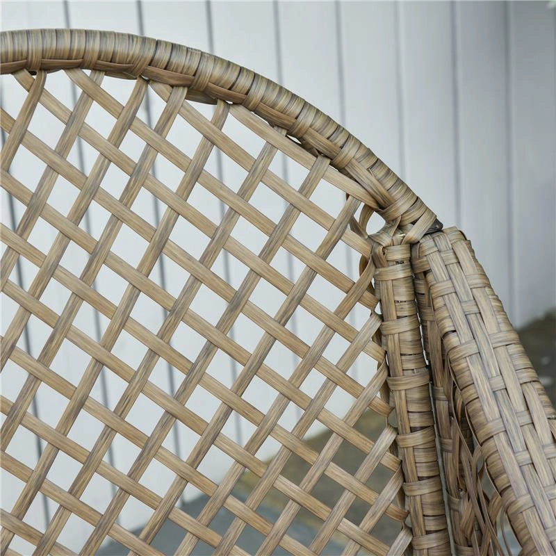 SET IN RATTAN PE CON 2 POLTRONE DIVANO E TAVOLINO E CUSCINI ARANCIONE