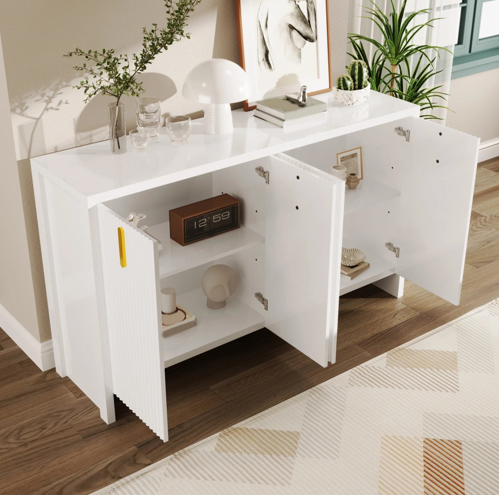 Sideboard bianco moderno con maniglie dorate e ripiani regolabili 140x80x38 cm