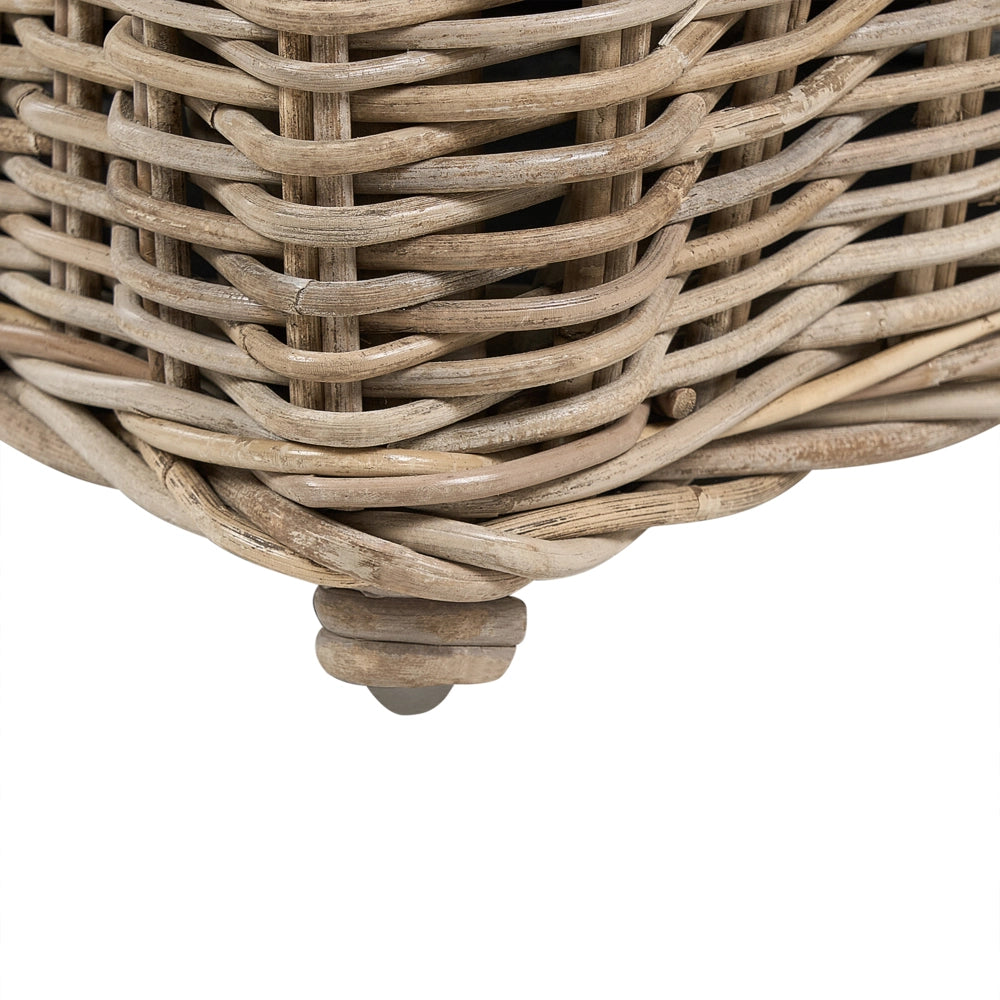 Poltrona da giardino in rattan naturale con cuscini dello schienale in cotone bianco sporco per interni ed esterni