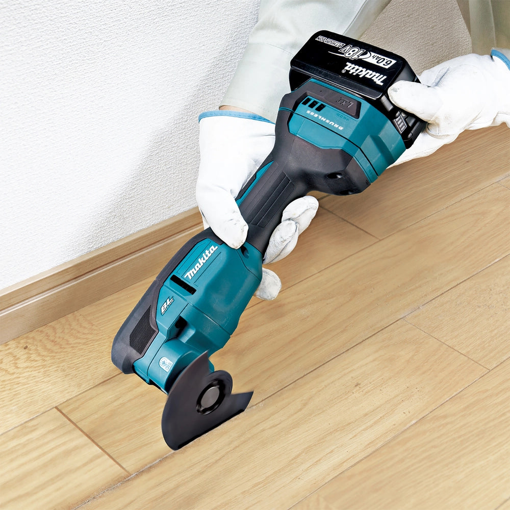 Makita DTM53Z – multifunzione vibrante 18V Brushless ristretto solo corpo
