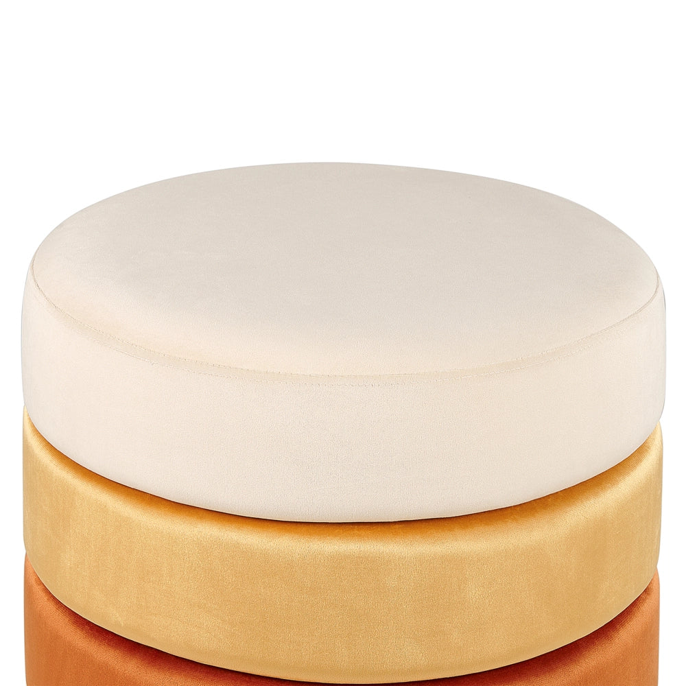 Pouf in tessuto di velluto di colore arancione rotondo con base in oro glamour stile moderno