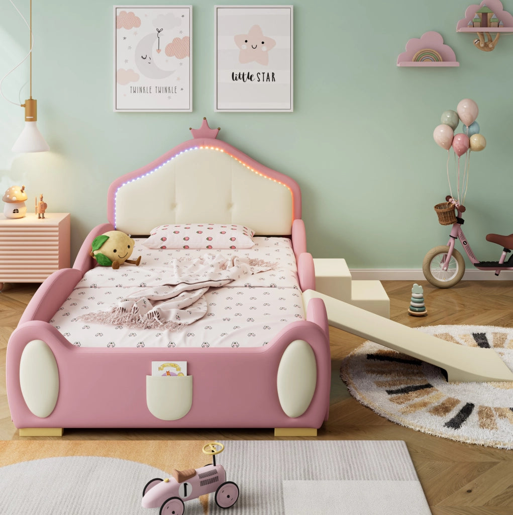 Letto imbottito per bambini con LED, scivolo e scala 90x200 cm